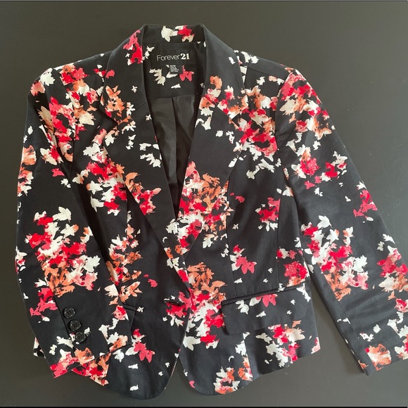Forver 21 Floral Blazer - Picture 1 of 7